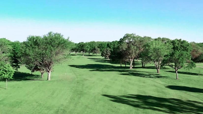 HOLE 15 - PAR 4